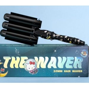 INH Hello Kitty Waver